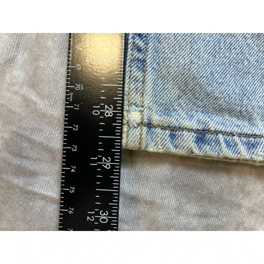 Levis 550 Relaxed Fit Jeans Mens 33x30 Light Wash Blue Denim Tapered Leg 1110
